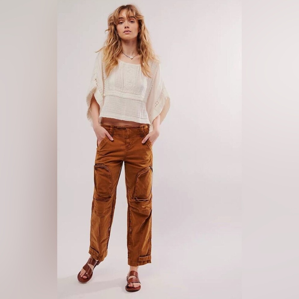 NWOT Free People We the free Can’t Compare Slouch Pants in Rubber Brown